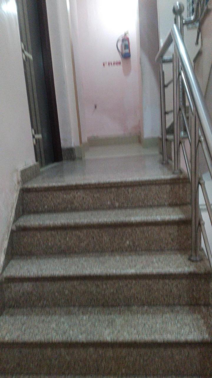 Hotel Giriraj Inn Varanasi Exterior photo